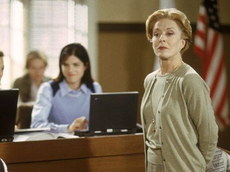 Holland Taylor in Legally Blonde